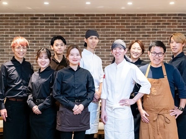 お客様にご満足いただけるようチームワークを大切にしています。