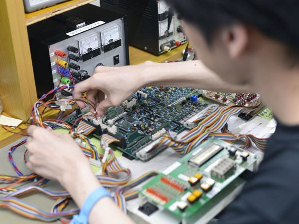 リチウムイオンバッテリー試作品製造スタッフ