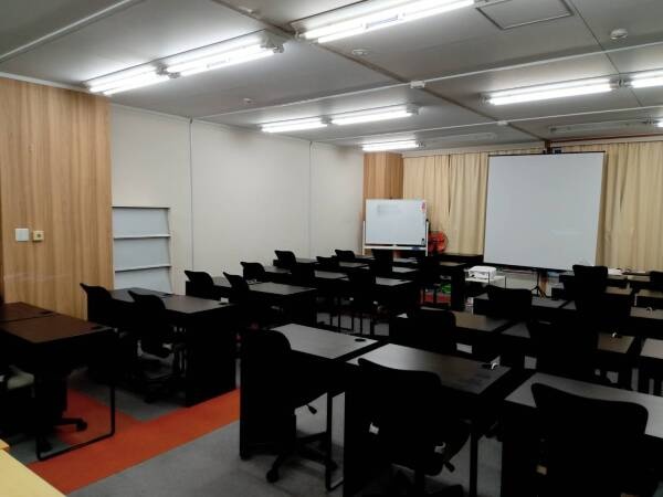 職業訓練校の事務担当