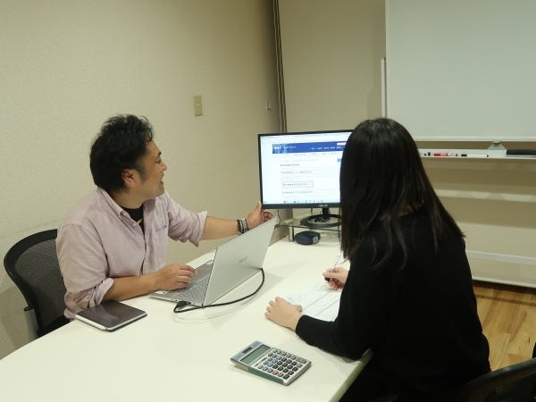 経理事務スタッフ