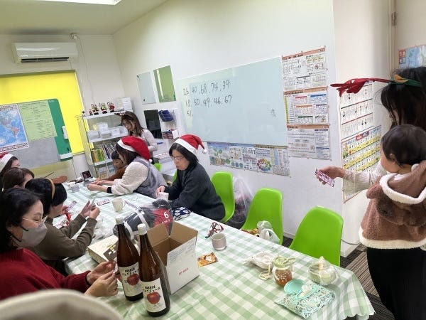 職場でクリスマスパーティ。