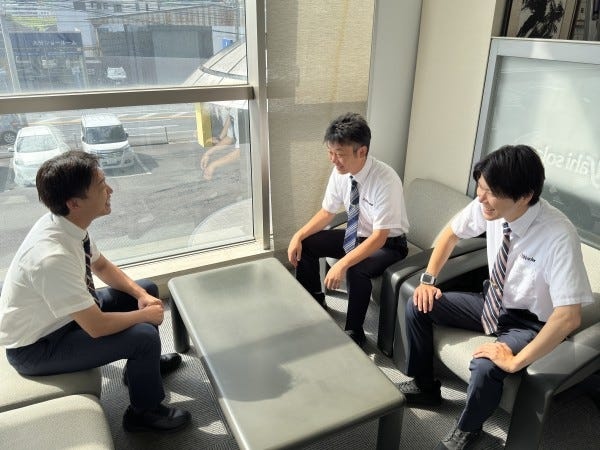 20代を中心に若手社員が活躍中！「年収が前職の3倍になった」「憧れの高級車を買った」など、生活が大きく変わった社員がたくさんいます。