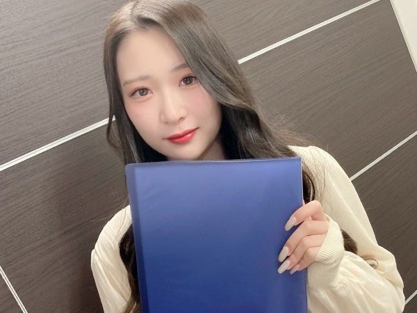 東京支社応報・人事部の亀井です。面接の場でたくさんお話聞かせてください★