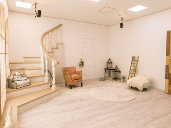 スタジオの中です。かわいらしい雰囲気でお客様も入った瞬間「かわいい～」とお言葉を頂けます★