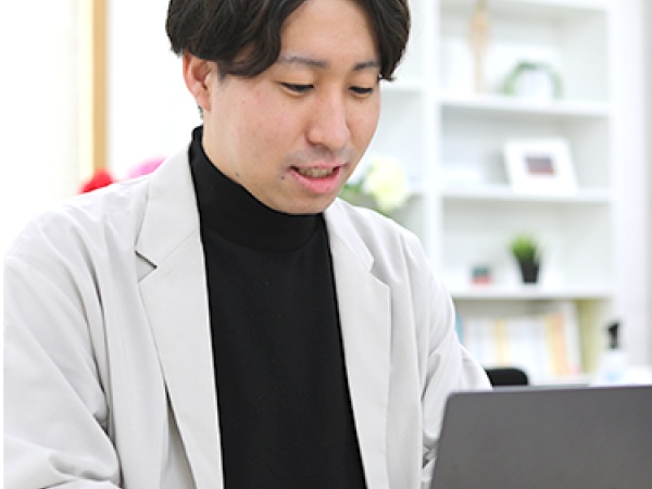 WEBマーケティング・web広告プランナー（第二新卒歓迎）