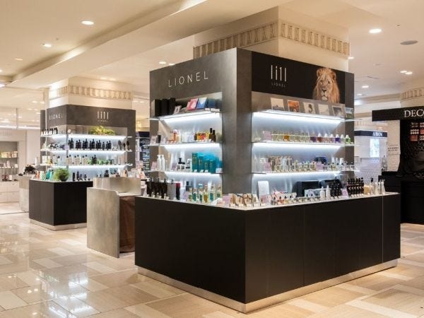 セレクトコスメ販売スタッフ（未経験歓迎）お客様の「キレイ」をサポート