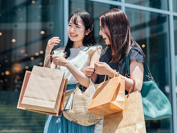 平均年齢29歳！20代～30代の若手社員が多数活躍中◎お仕事終わりにはディナーやショッピングへ行くこともできますよ♪