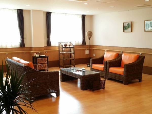 高齢者向け住宅の調理補助スタッフ募集！未経験歓迎