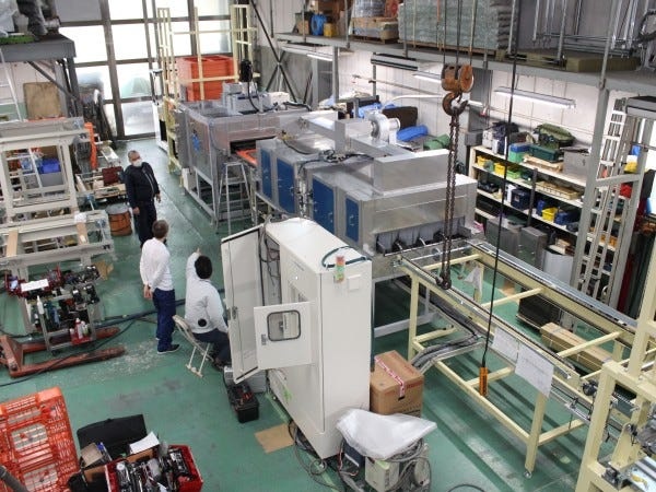 パレット洗浄装置のサービスエンジニア（メンテナンス技術者）