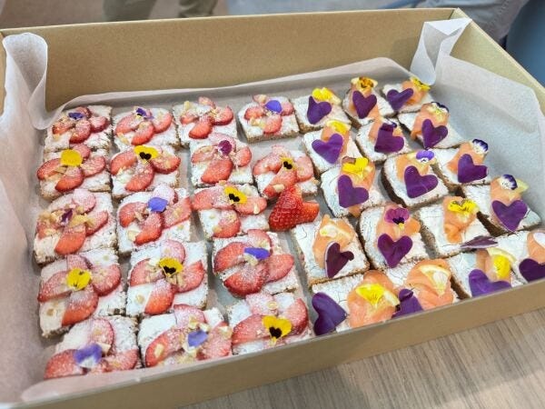 カフェ運営スタッフ・正社員（こんな方歓迎・✨経験者歓迎）