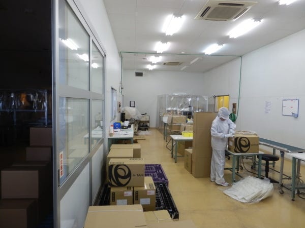 未経験者歓迎！化粧品・衛生用品の生産管理スタッフ