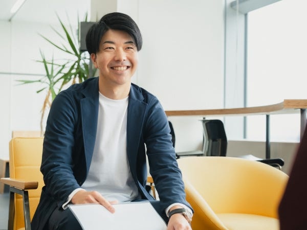 中途入社者は50％を超えており、それぞれ違った営業スタイルで成績を伸ばしています。