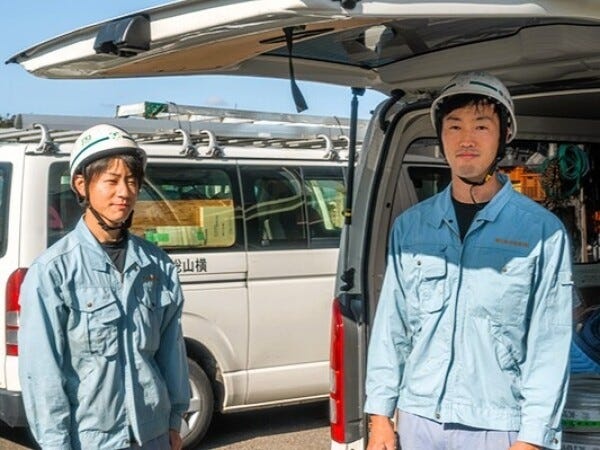 【現場管理】作業の変更点があれば共有し、現場で指示を出しながら、現場の安全な進行管理に努めます。