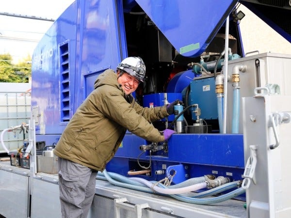 ロータリーガン、シングルガン、セーフティーセレクター他作業で使う道具の一部です。