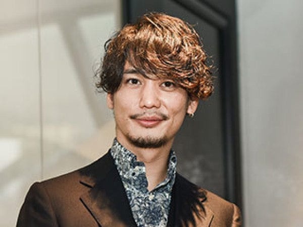 代表の氏原です。仕事を楽しみ、若いうちから挑戦し続けたいという果敢な思いを抱いている方と一緒に働ける事を、心から楽しみにしております！