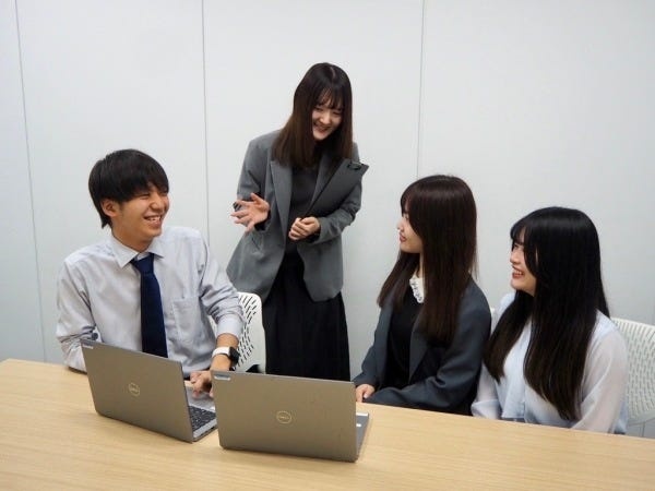 未経験スタートでも仕事の流れやコツもお教えするので、ご安心ください。