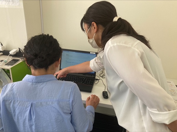 ステップワゴンの障がい者就労支援送迎スタッフ（普通自動車運転免許・AT限定可）