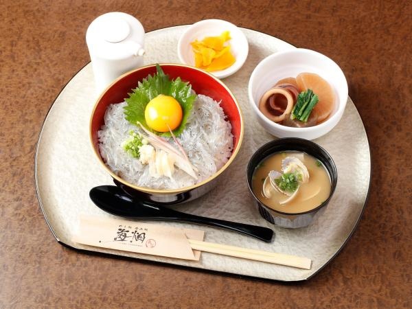 鎌倉市の居酒屋店長候補：店舗運営とマネジメント業務