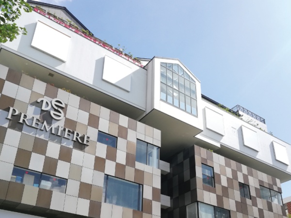 店舗スタッフ・を中心としたネット掲載スタッフ