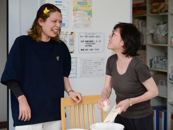 「1日一回は大笑いがあるような会社にしたい!」という笑顔を大切にする温かいスタッフが多数活躍中の職場です♪