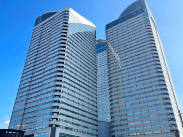 店長・マネージャー候補（ホールスタッフ）本格四川料理店でのサービス業務