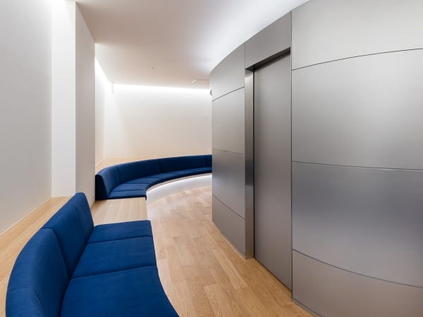 日曜開院の内科外来 医療事務スタッフ募集