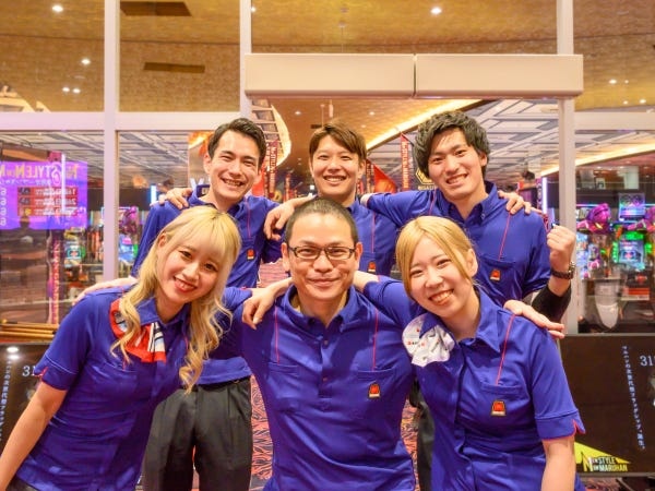 全国で1万2千人をこえるスタッフが活躍中！