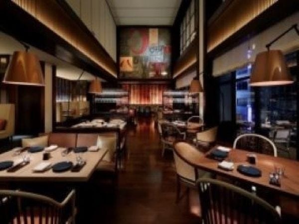 ダイニングバー キッチンスタッフ・チームリーダー