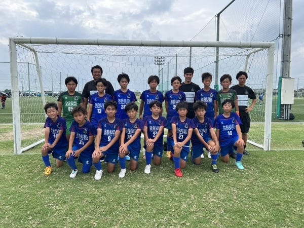 ジュニアは創立6年、ここ3年は連続で川崎市大会ベスト4進出（2回決勝、神奈川県ベスト8）育成型クラブとして子どもたちの成長をサポートをします