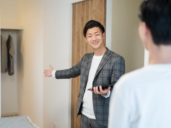 「将来お子さんが独り立ちしたときには、子ども部屋の壁をなくして、大きい部屋にできますよ」と提案したことも。営業はお客様の人生に寄り添います。