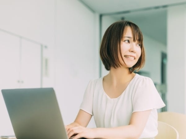 SNSアプリの問い合わせやユーザーチェック対応・カスタマーサポート・ヘルプデスク（未経験OK・学歴不問）