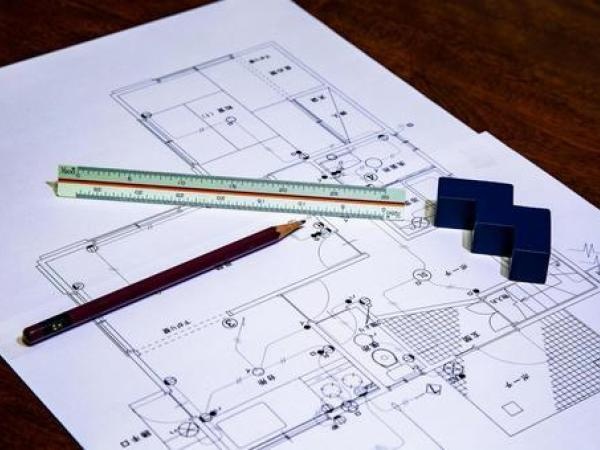 設計部門もあります。将来のキャリアで設計職を目指す事も出来ます。