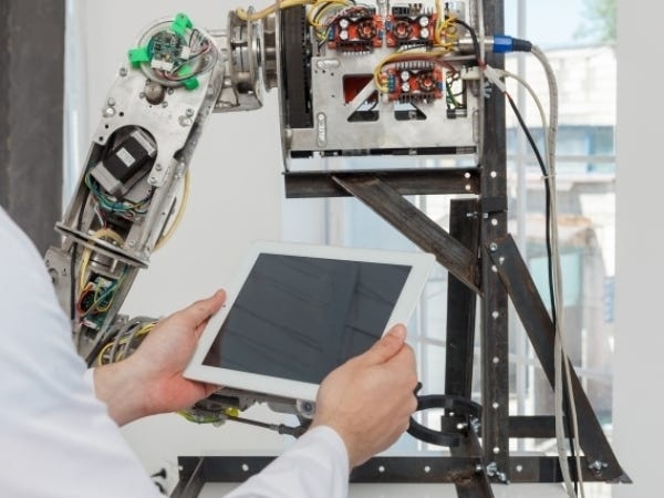 配属時に研修があるため、経験が浅い方でも製品の評価設計のスキル向上が目指せます。