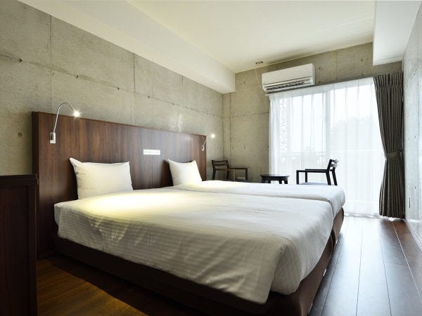 ホテル客室清掃スタッフ・客室清掃スタッフ（WワークOK・祝日勤務出来る方大歓迎）