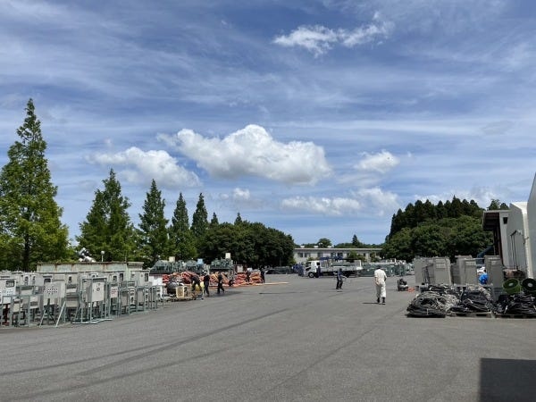 勤務していただく工場内です。　ここで出荷から整備まで行っています！