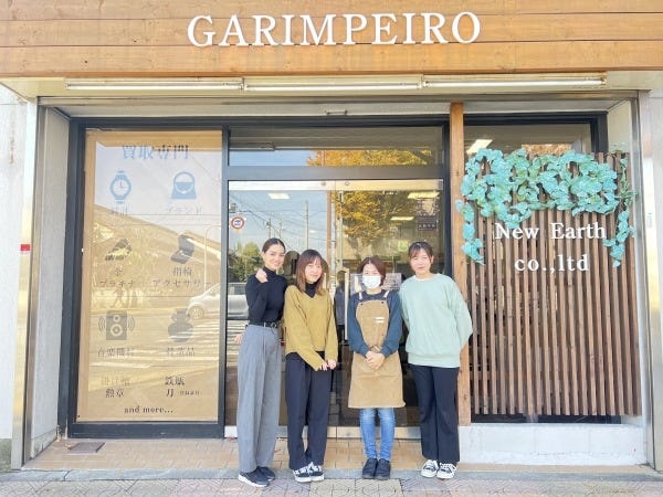 内勤メンバーです♪