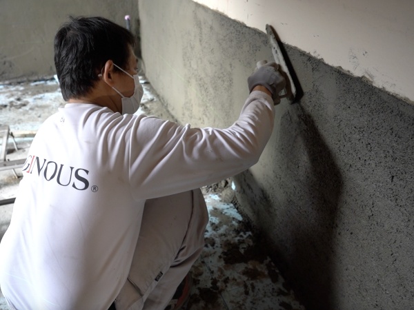 商業施設内装工事スタッフ（左官・石工事など）