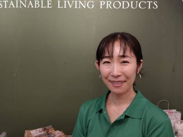 販売スタッフ・バリ島のアロマとスキンケアの販売員（資格をお持ちの方は優遇）