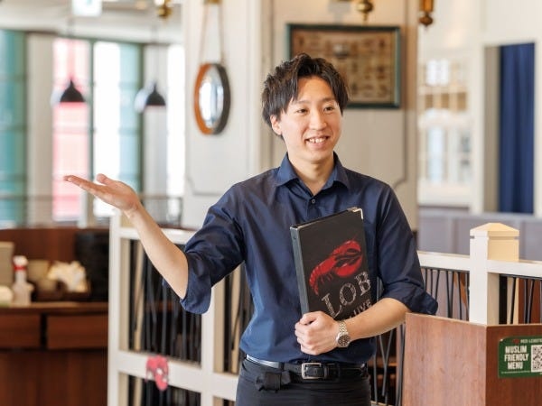 すべてのお客様が笑顔になっていただけるような「料理」と「時間」を提供していきましょう。