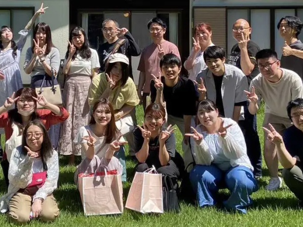 一緒に働く先輩たちです。