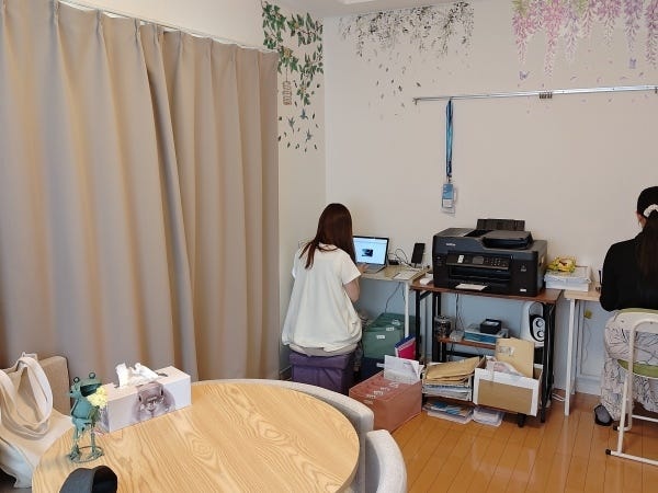 社員や他の事務員と分業していただきますので、シフトを詰め込む必要はありません。学業や育児等のスキマ時間をぜひご活用ください