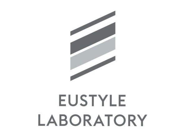 2012年設立のユースタイルラボラトリー株式会社。介護サービスを軸に、システム開発や人材サービスなど様々な事業を立ち上げています。