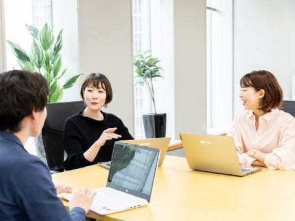 主に20代～40代が活躍しています。定期的な社内イベントもあり、楽しいことが大好きなメンバーです。