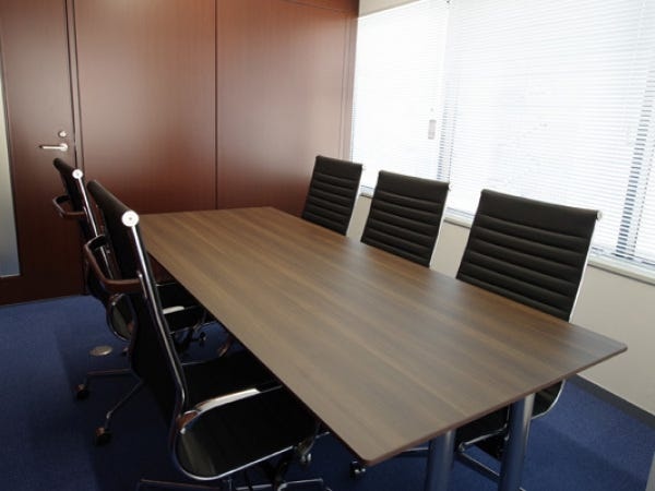 法律事務所の事務職員・事務職経験者・弁護士法人の事務職員（法律関係資格）