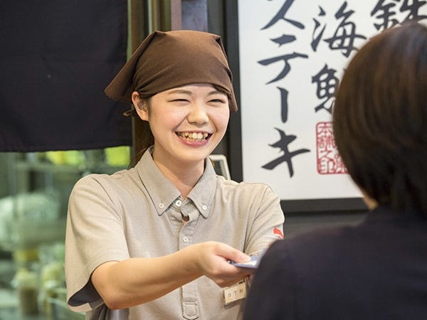 社員が生み出した具体的なアイデアの事例は、下部【PHOTOS】をご覧ください！