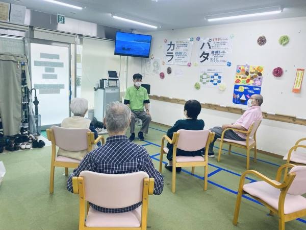 デイサービス送迎ドライバー｜未経験歓迎｜普通免許OK