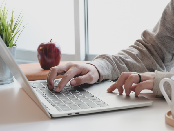 SNS運用担当｜未経験歓迎｜広報・採用業務｜神奈川県川崎市