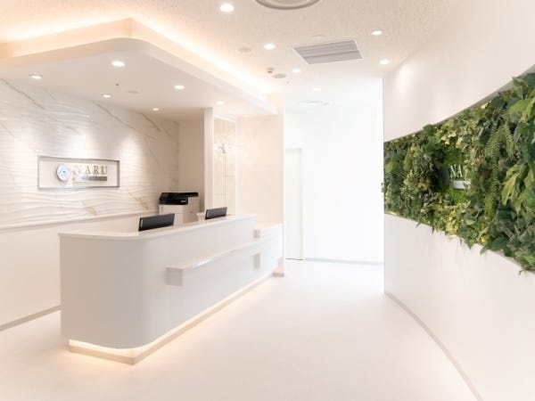 白を基調とした、清潔感のあるクリニックです。