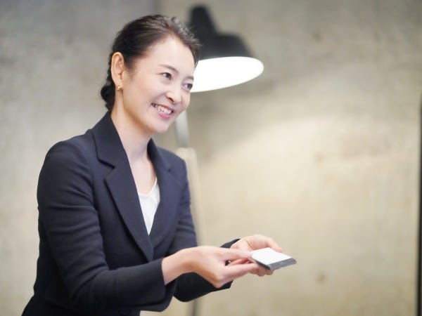 担当する店舗のお客様の中には、何の機器を利用か？認識さていないお客様がいます。お客様の立場に立ち利用中機器を見つけるお手伝いをお願いします。