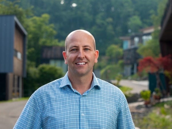 財務・ニセコの高級不動産会社の財務マネージャーポジション・経理